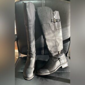 Black Knee-High Women's Boots